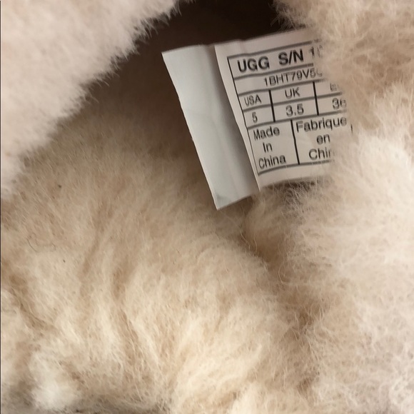 Ugg Aire Tehuano Slippers - Picture 5 of 8